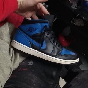 Jordan royal 1 paint splatter